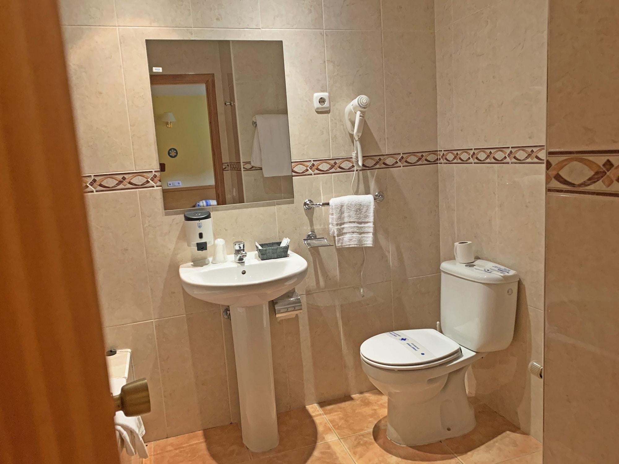 Hotel Antic La Cortinada Kültér fotó