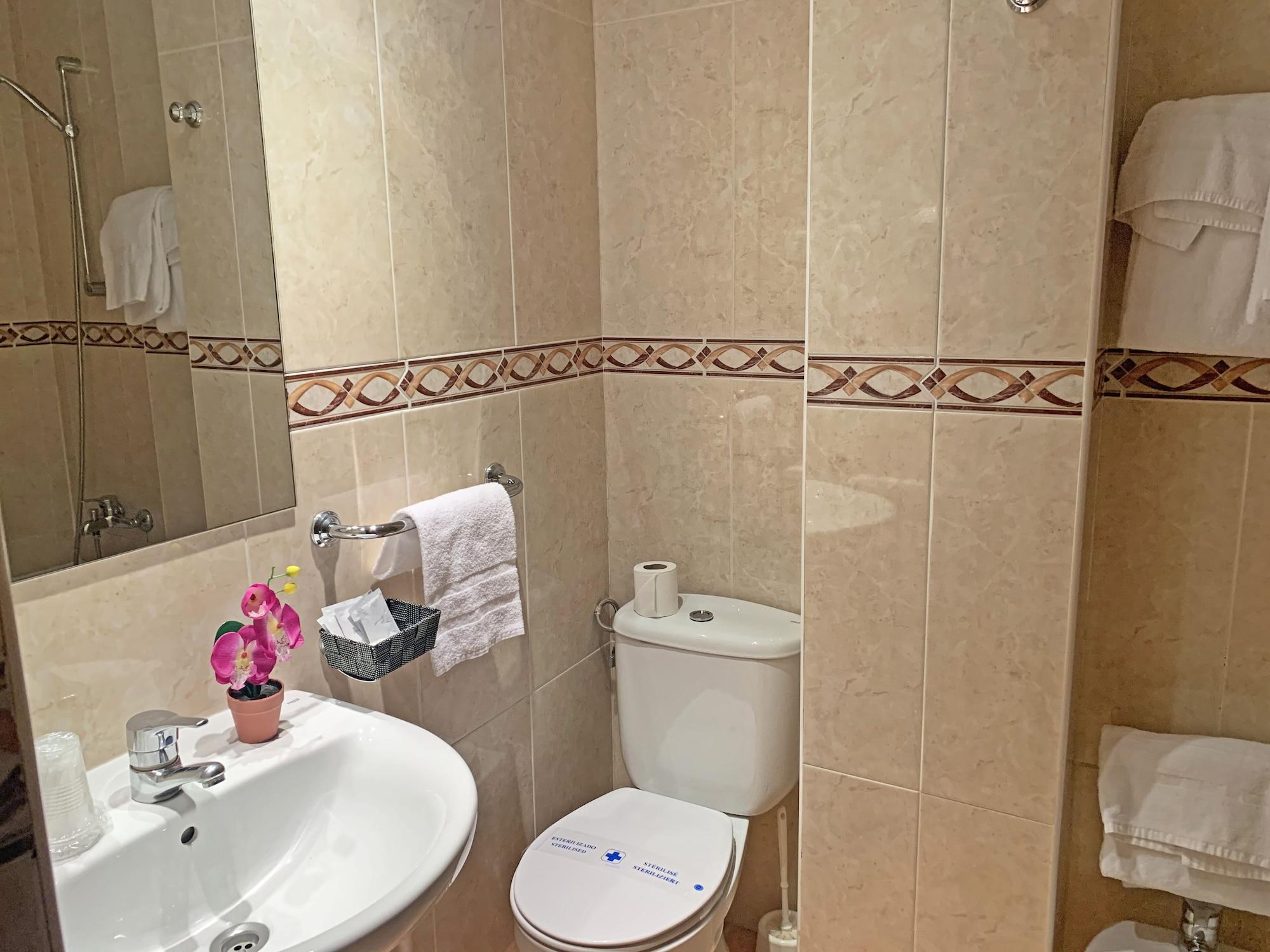 Hotel Antic La Cortinada Kültér fotó