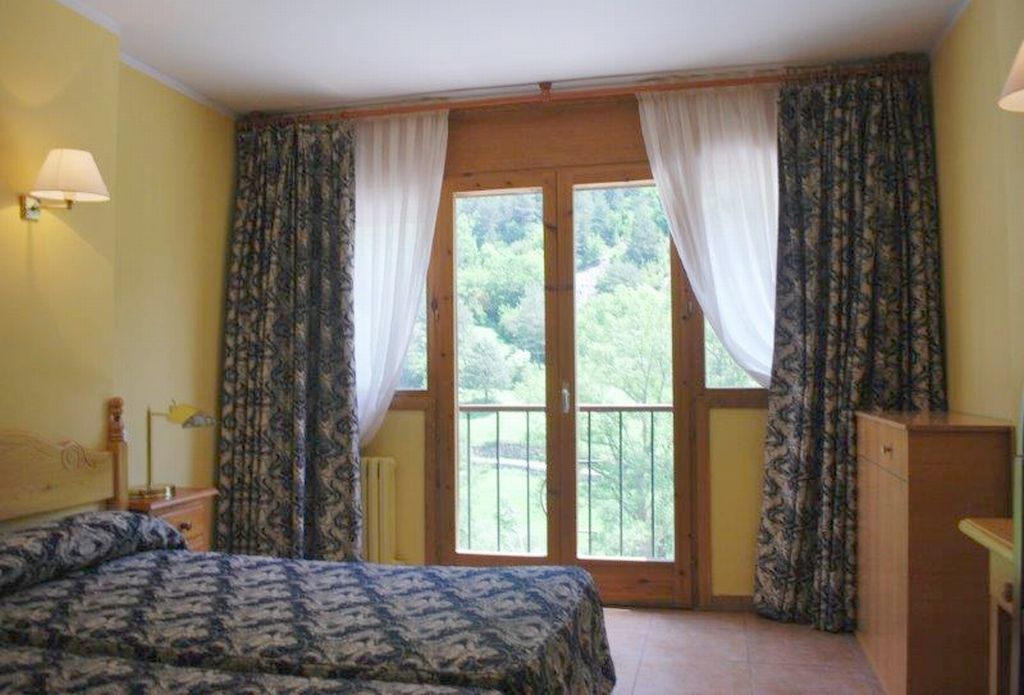 Hotel Antic La Cortinada Kültér fotó